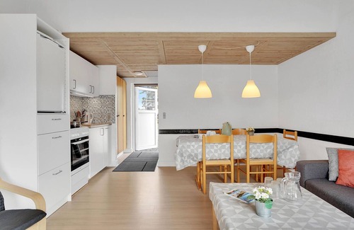 Ristinge House | 1 bedroom cozy home in Humble