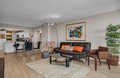 Marina del Rey Condo | 1 bedroom in a 5 star resort at the water in MDR in the famous Silicon Beach