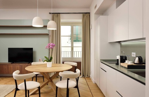 Duomo Apartment | 1-Bedroom Luxury Apartment 'Taddeo Gaddi' at Palazzo Portinari Salviati