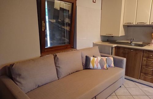 Puegnago del Garda House | 1 Bedroom Private vacation home in Puegnago Sul Garda