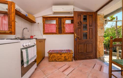 Poljica House | 1 Bedroom Pet Friendly Home In Poljica