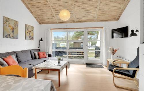 Ristinge House | 1 Bedroom Pet Friendly Home In Humble