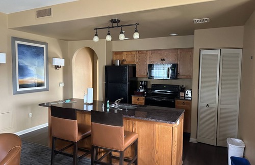 South Mountain Resort | 1 Bedroom Resort Condo in Central Phoenix