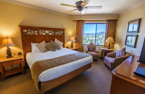 Tahoe Village Hotel | 1-bedroom The Ridge at Lake Tahoe/from July 19 - 26/