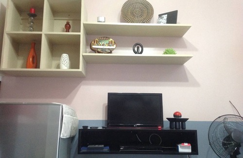 Barangay 76 Condo | 1 Bedroom with balcony, fully furnished condo, walking distance to Mall of Asia