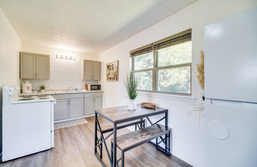 Sallisaw House | < 1 Mi to Cherokee Casino Sallisaw! Home Near I-40