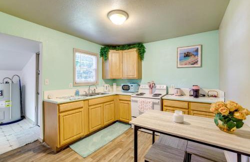 Miami House | 1 Mi to Town Colorful and Cozy Home in Miami!