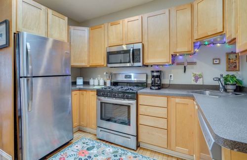 West Seventh House | < 1 Mi to Xcel Energy Center: Walkable Hideaway!