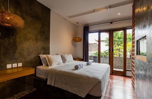 Ubud Hotel | 1 Superior Paddies View 5 Minute with with Yoga Barn