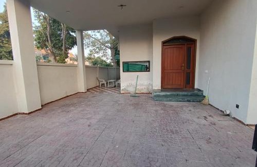 Lahore House | 10 Marla fully furnished house in Parkview villas