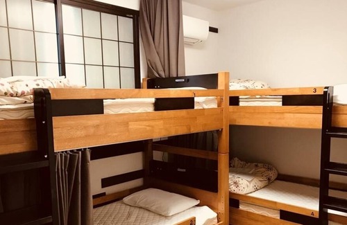 Shimogyo Bed & Breakfast | 10 minutes from Kyoto Station! Central and very convenient for visiting tourist areas!