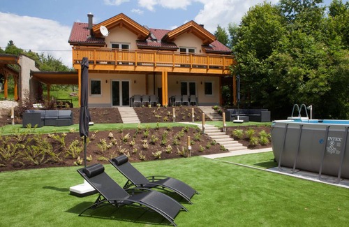 Arnoldstein Apartment | 100 m² Apartment ∙ 3 bedrooms ∙ 6 guests