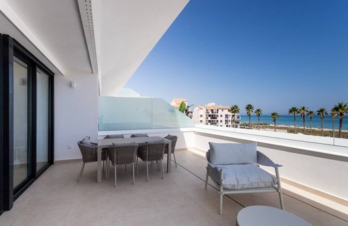 Molinell Apartment | 100 m² Apartment ∙ 3 bedrooms ∙ 6 guests