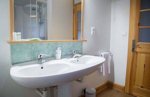 Arzenc-d'Apcher House | 100 m² Gîte ∙ 3 bedrooms ∙ 6 guests