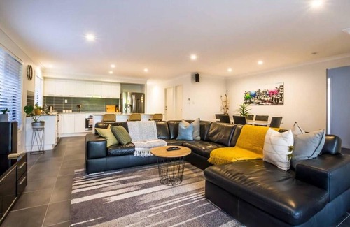 Dakabin House | 100 m² House ∙ 2 bedrooms ∙ 6 guests