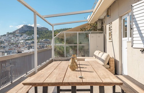 Ilisia Apartment | 101 Suites, The Terrace by Upgreat Hospitality