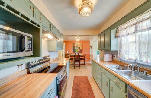 Bridgeport House | 11 Mi to UofL and Norton Hospital Louisville Home