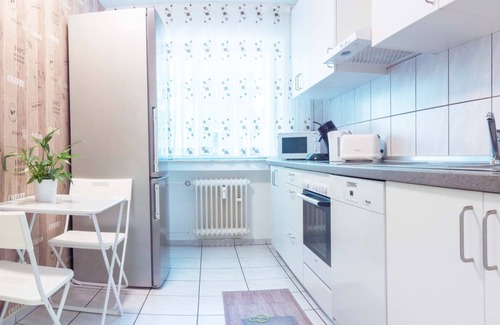 Rhein-Erft-Kreis District Apartment | 110 sqm apartment Heike with large balcony - inexpensive accommodation for workers