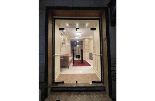 Muharam Bik Apartment | 111 Golden Hoster Downtown