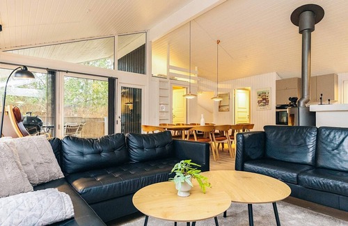 Grønhøj House | 12 person holiday home in Saltum-By Traum