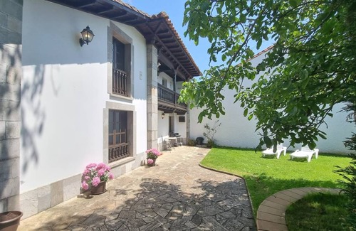 Rales House | 120 m² House ∙ 3 bedrooms ∙ 6 guests