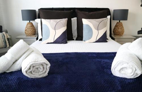 St Ives Apartment | 12a Mault-Ley Studio