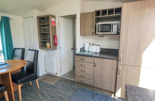 Cayton Bay Cottage | 13 Gosling