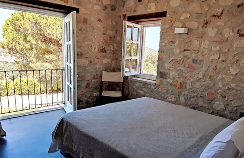 Cesme House | 14 beds 7 en-suite rooms Çeşme, 450 m2 6500 land