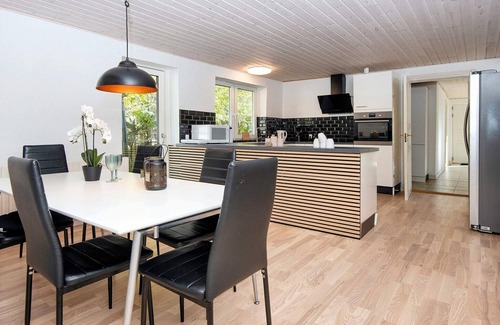 Sønderstrand House | 14 person holiday home in Rømø-By Traum