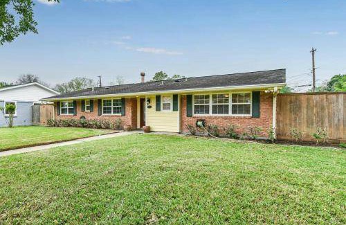 Spring Branch West House | 140 m² House ∙ 10 guests