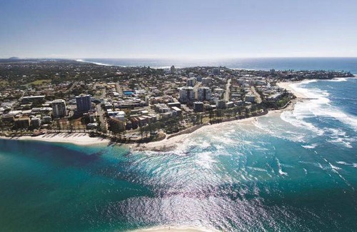 Caloundra Resort | 140 m² Resort ∙ 3 bedrooms ∙ 127 guests