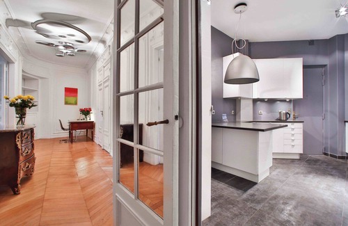 Faubourg Saint-Germain Apartment | 149m2 3ch 2 sdb Élégant & Design vue Tour Eiffel