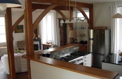 Villentrois House | 15 mins from BEAUVAL ZOO, charming family home, 19th century forge