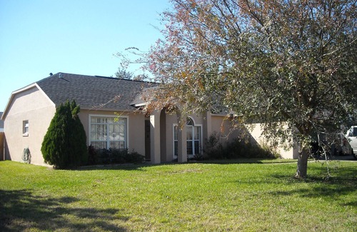 Briargrove Villa | 15 MINUTES TO DISNEY; SOUTH FACING POOL, NOT OVERLOOKED