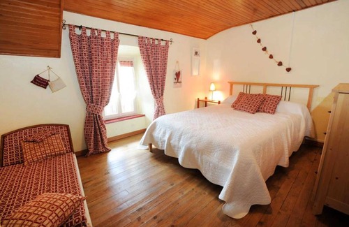 Fontrabiouse House | 150 m² Gîte ∙ 5 bedrooms ∙ 10 guests