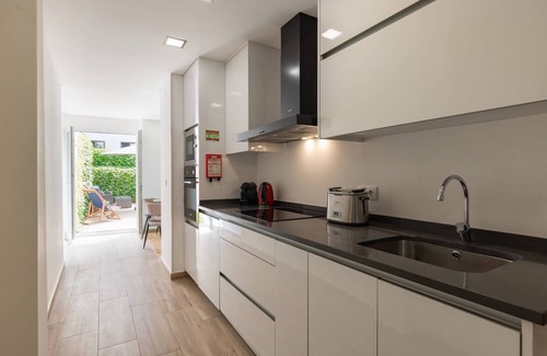 Sao Bento Apartment | 156 Banksy Oasis Terrace