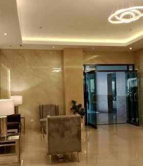 San Antonio Apartment | 16 Guest for Group at Palm Tower 2 Makati RM 203
