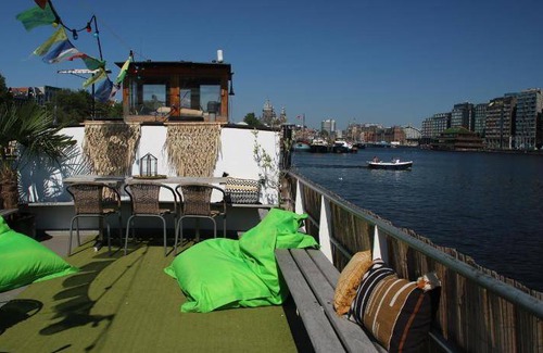 Nieuwmarkt en Lastage Boat Rental | 16 m² Houseboat ∙ 6 guests