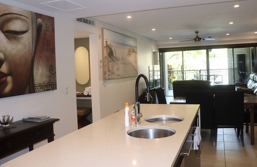 Craiglie Apartment | 169 is Magnificent Swim Out 5 stars apartment in a luxury resort in Port Douglas