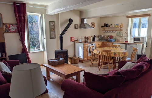 Saint-Gengoux-le-National House | 16th Century winemakers cottage in Saint Gengoux