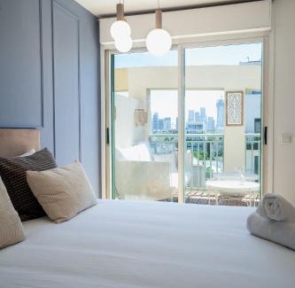 Old North Apartment | 175 Design Residence - With mamad