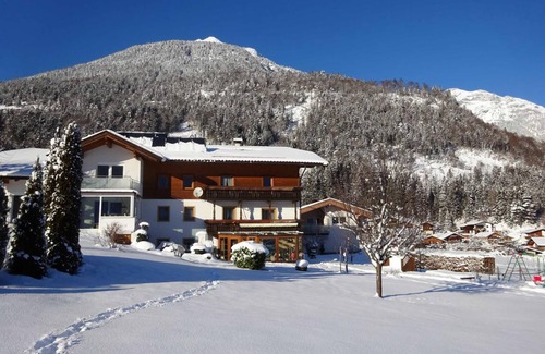 Wiesing Hotel | 18 m² Hotel ∙ 1 bedroom ∙ 2 guests