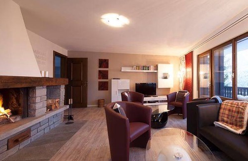 Engadin Scoul House | 180 m² House ∙ 5 bedrooms ∙ 12 guests