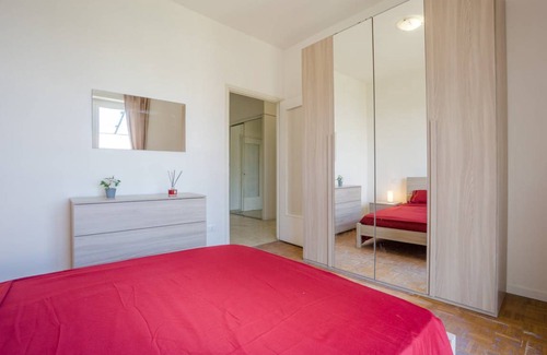 Cesano Boscone Resort | 180 m² Private room ∙ 1 bedroom ∙ 1 guest