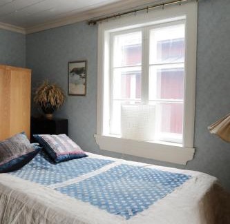 Pernaja House | 1800's Townhouse