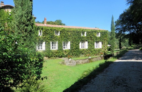 Saint-Jeure-d'Ay House | 1807 manor house with private 16m x 6m swimming pool in the heart of nature on the river bank
