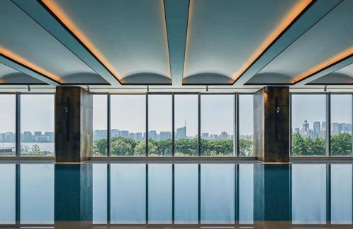 Binjiang Hotel | 190 m² Hotel ∙ 10 guests