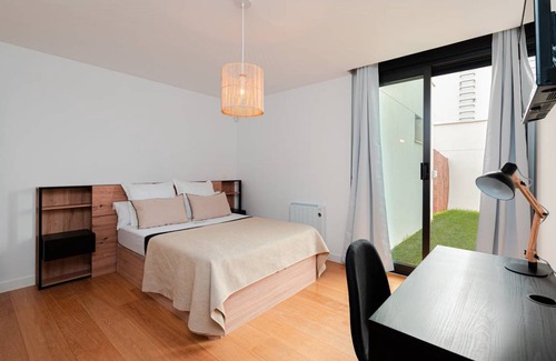 Boadilla del Monte Resort | 190 m² Private room ∙ 1 bedroom ∙ 1 guest