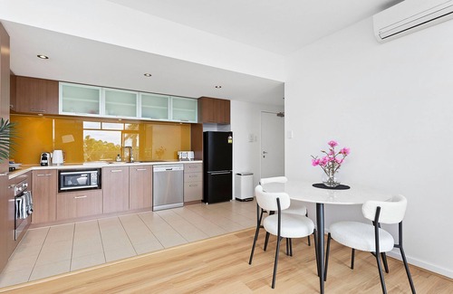Perth Apartment | 1bdr Parking on Beaufort Street