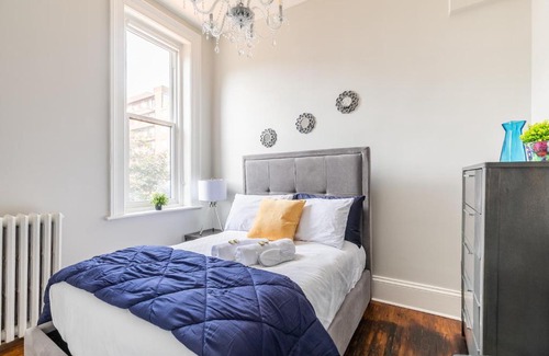 Hamilton Apartment | 1BR - Boutique Apartment - PRIME Location Downtown